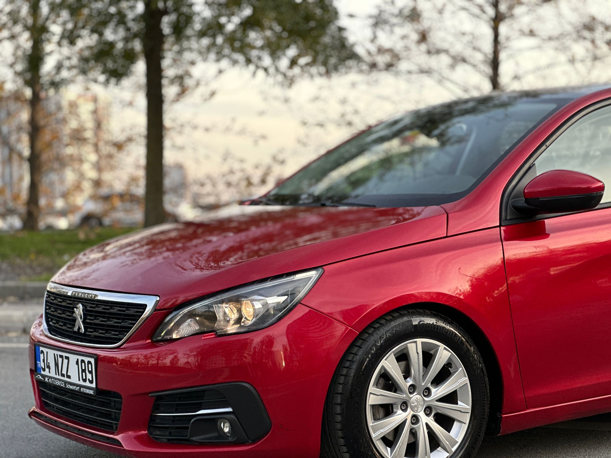 2020 MODEL CAM TAVANLI OTOMATİK VİTES 125 BİN KM DE MASRAFSIZ